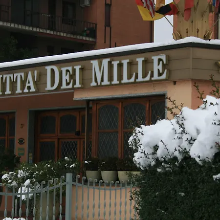 Citta Dei Mille Готель Бергамо
